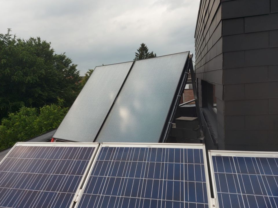 Zonneboiler op dak turnhout